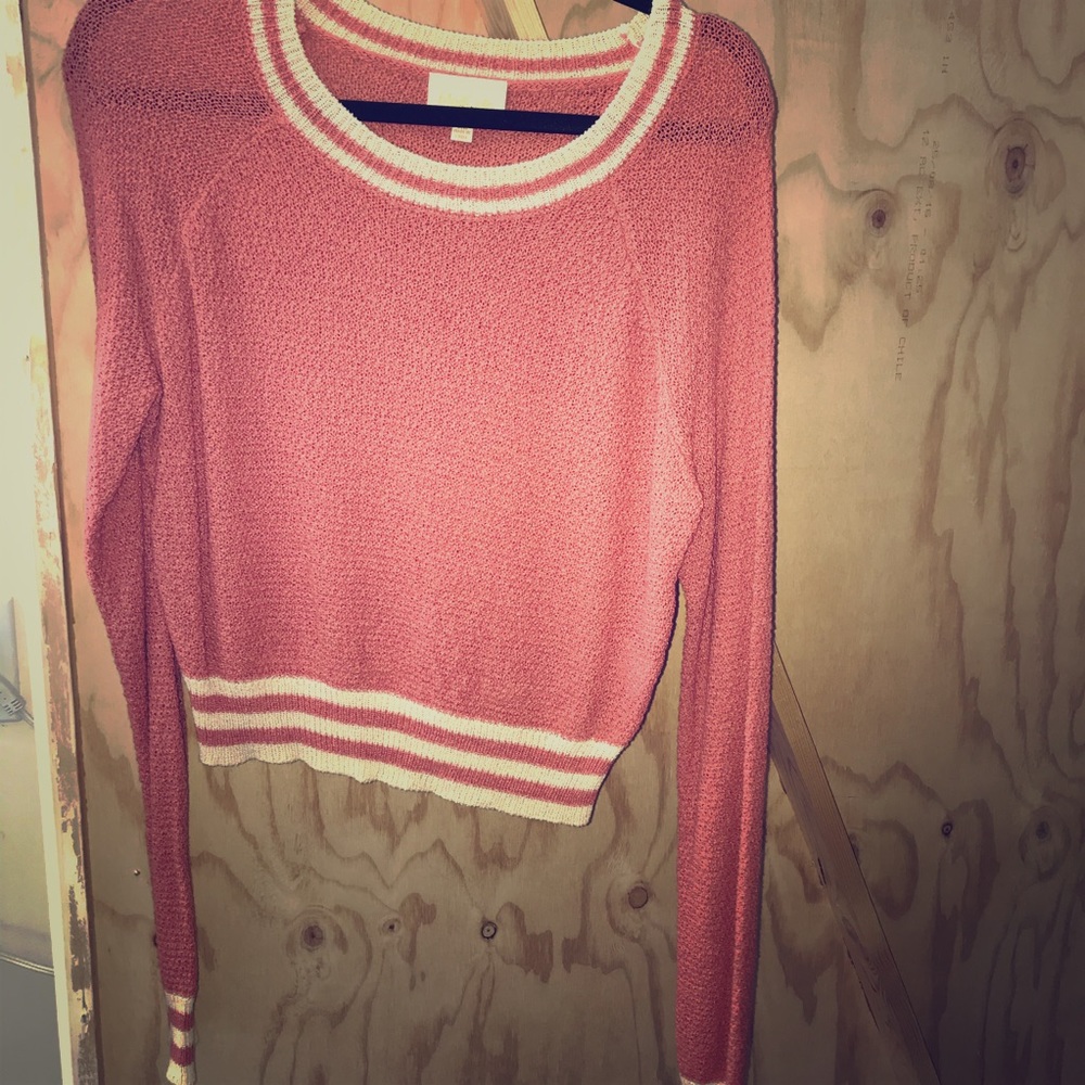 ModCloth Knitted Crop Top